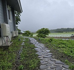 延段　自然石　園路